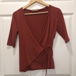 Ribbed burgundy wrap top